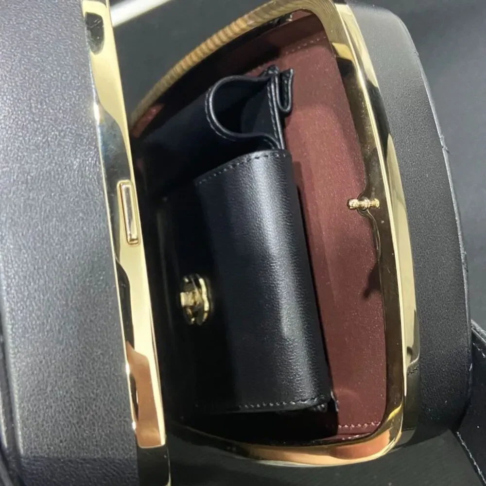Chanel Women Pre-Loved Bag Very Good Condition